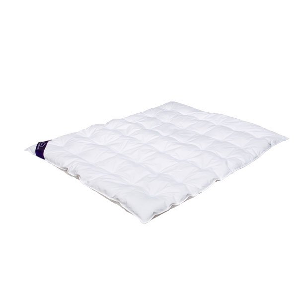 Träumeland Duvet Daunentraum: Hochwertige Bettdecke für erholsamen Schlaf