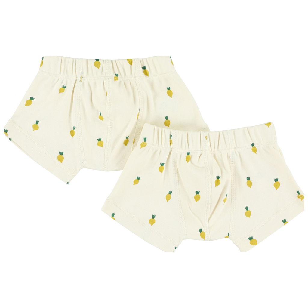 Zwei cremefarbene Baby-Boxershorts mit gelbem Karottenmuster