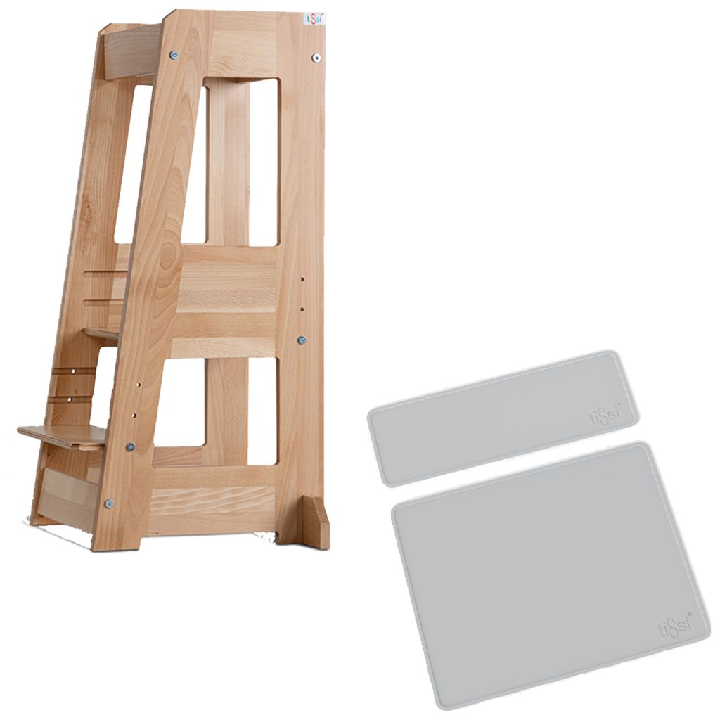 Holz-Lernturm und zwei graue rechteckige Matten