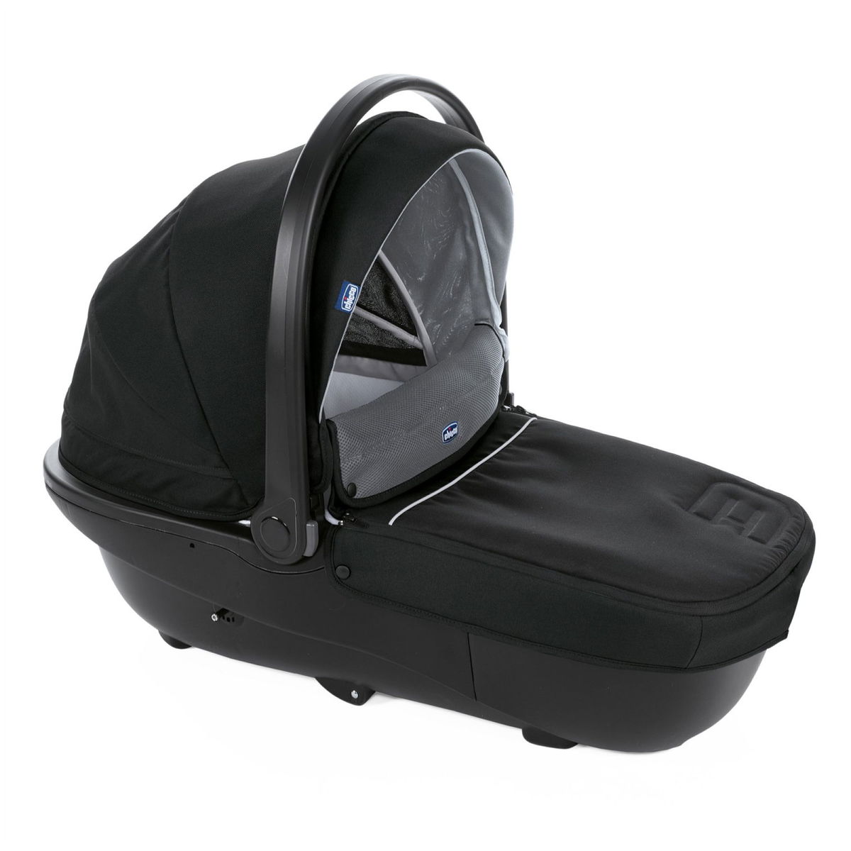 Chicco Activ3 carrycot jet black