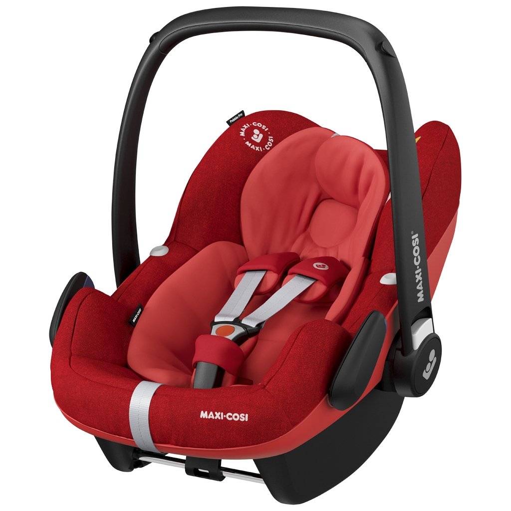 Maxi Cosi Pebble Pro i-Size: The safe baby car seat in the test