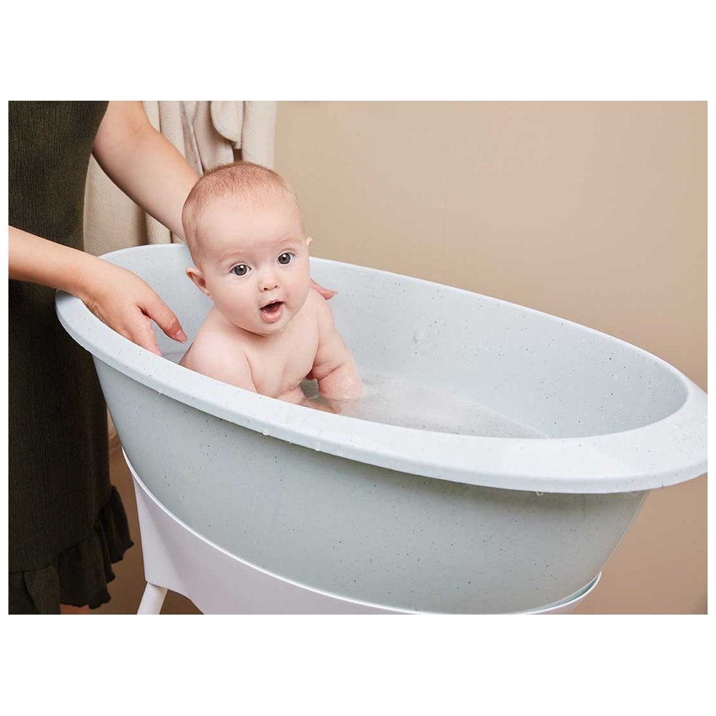 Luma Baby bath Practical and safe for daily baby care