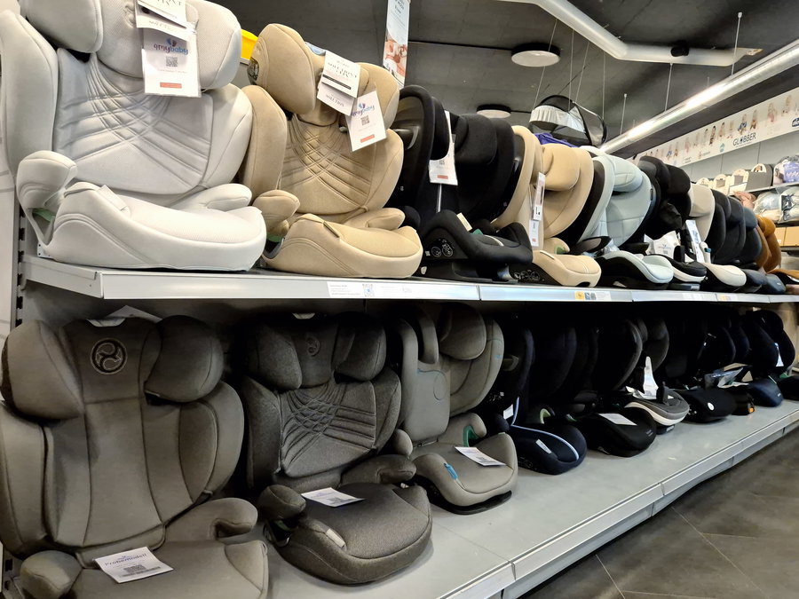 Pflege- und Familienprodukte im Store Galgenen