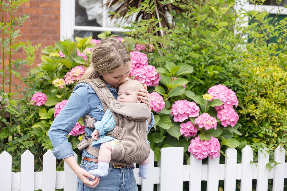 Joie Babytrage im Alltag