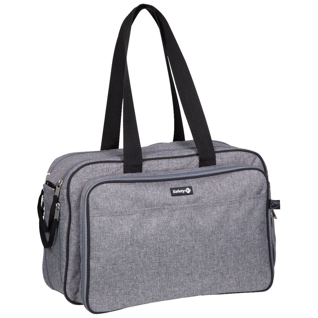 Safe on the go with the practical Safety 1st Nap to go diaper bag