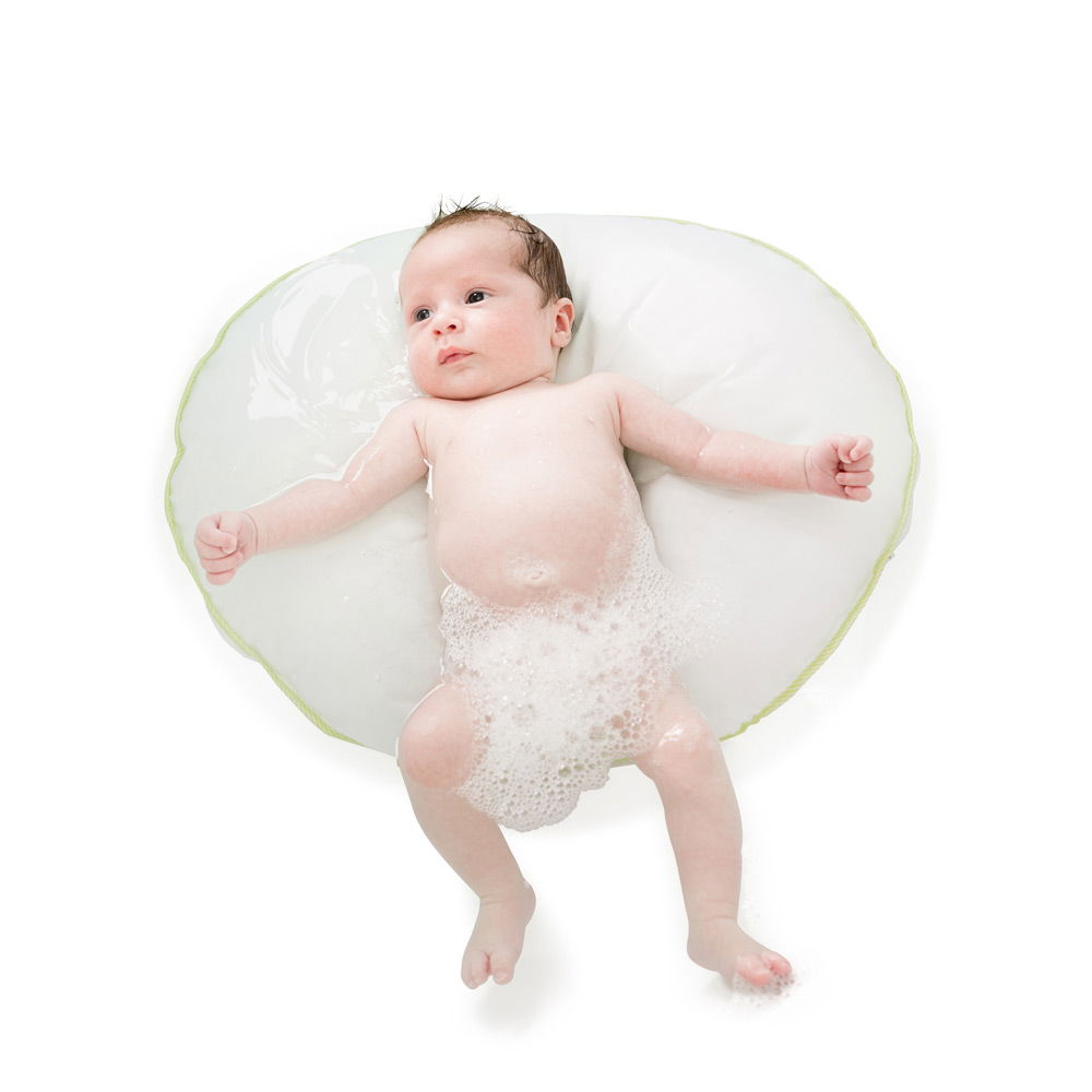 Doomoo Bath Pillow For relaxed bathing with baby