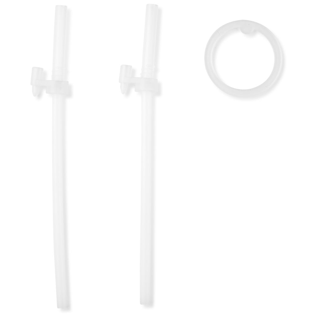 Zwei transparente Trinkhalme mit Ring auf weissem Hintergrun