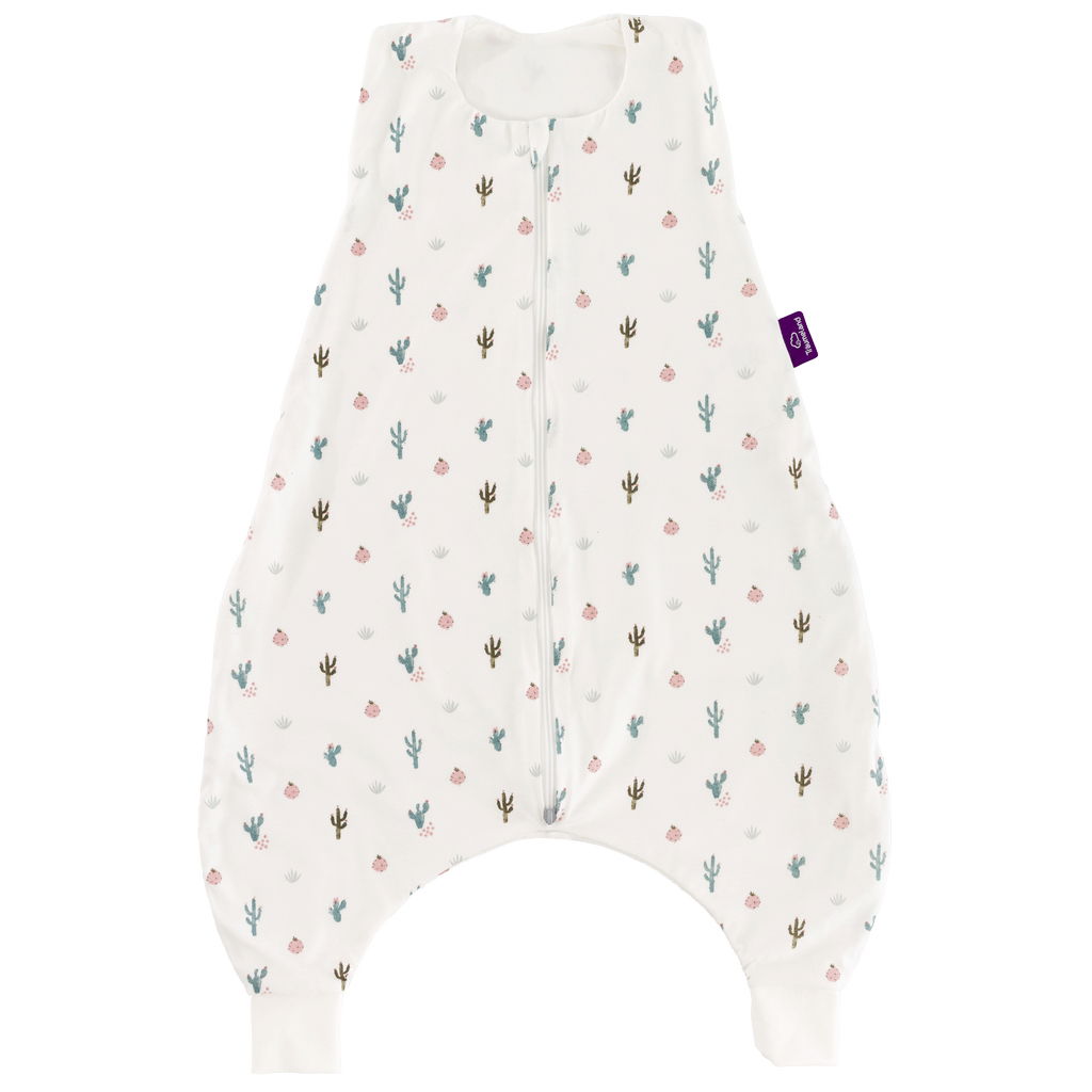 Weisser Baby-Schlafsack mit buntem Kaktusmuster und Reissver