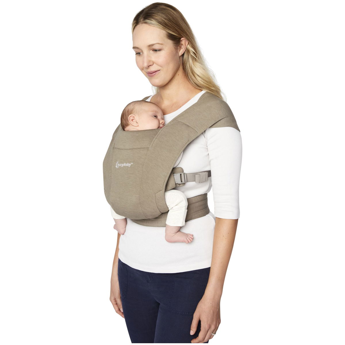 ergobaby Embrace Neugeborenentrage soft olive im 4mybaby.ch Online-Shop f&uuml;r Babyartikel