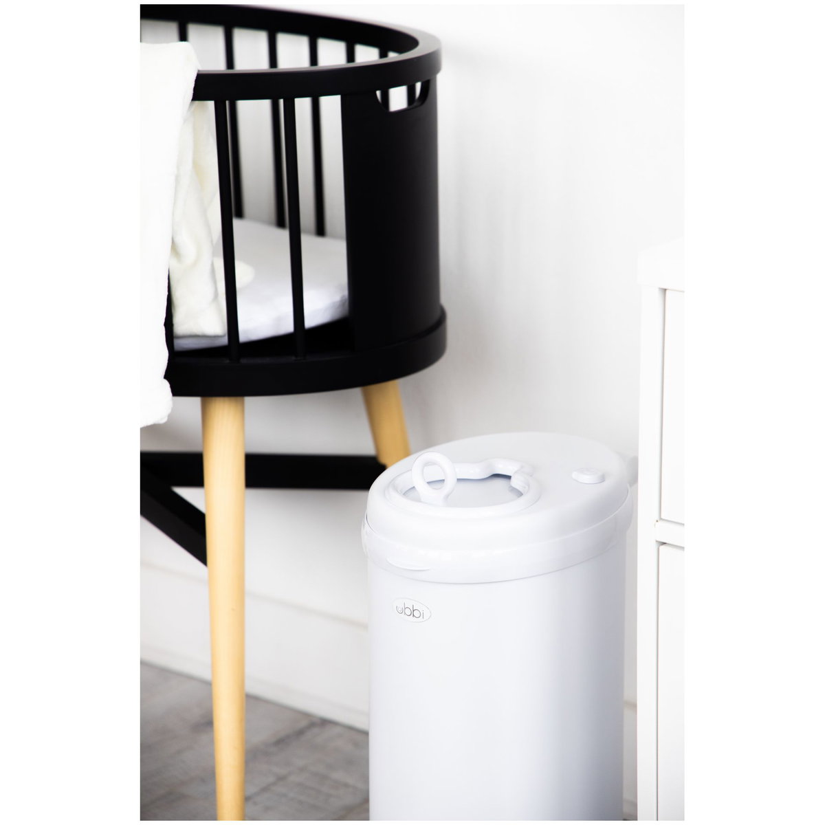 Secchio Con Coperchio Whitefurze, Pratico Per Campeggio E Come Cestino Pannolini, Colore Cream